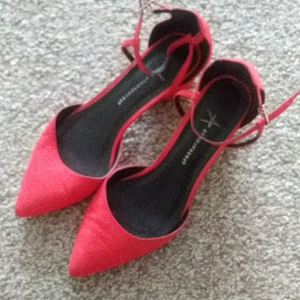 Block Heels - Picture 2 of 5
